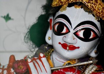 শান্তিপুরের মদনমোহন – শ্রী অদ্বৈতাচার্য্যের প্রতিষ্ঠিত বিগ্রহের অদ্ভুত কাহিনী