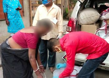 ‘মধ্যমগ্রাম আমার তোমার’- কঠিন সময়ে মানুষের পাশে এবার দাঁড়াল এই ফেসবুক গ্রুপও
