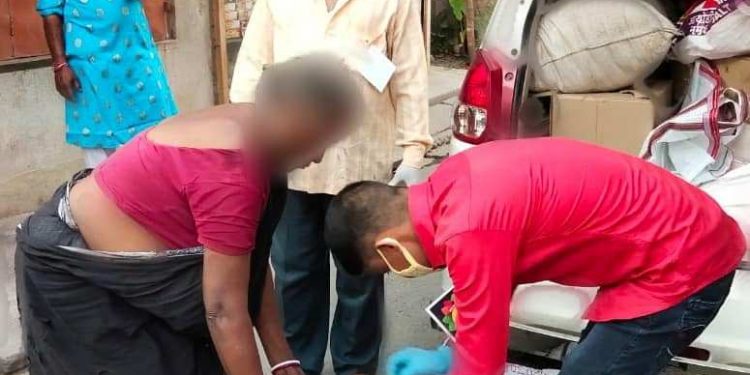 ‘মধ্যমগ্রাম আমার তোমার’- কঠিন সময়ে মানুষের পাশে এবার দাঁড়াল এই ফেসবুক গ্রুপও