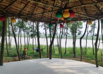 শহুরে ব্যস্ত জীবন ছাড়িয়ে বাউল গ্রাম মুন্দিরাতে কাটানো এক রাত! আপনার মনে ছড়িয়ে দেবে বাঁচার রসদ