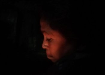 হার না মানার শিক্ষা! রাষ্ট্রীয় ধর্ষণের শিকার হয়েও লড়াই থামাননি আদিবাসী শিক্ষিকা সোনি সোরি!