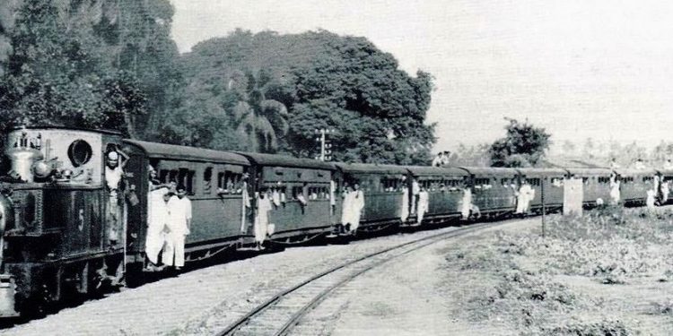 বিংশ শতাব্দীর ঐতিহাসিক সেই মার্টিন ট্রেন আজ ইতিহাসের পাতায়!