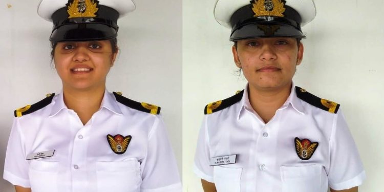 যে রাঁধে, সেই অস্ত্র হাতে! ভারতীয় সেনার যুদ্ধজাহাজে বিশেষ দায়িত্ব নিলেন দুই মহিলা অফিসার