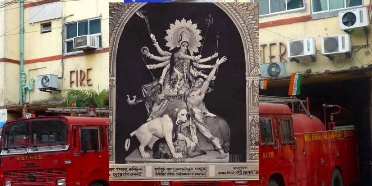 মা দুর্গা নাকি ‘মিসেস সেন’? ষাটের দশকে দমকলের প্রতিমার মুখের আদলে ছিলেন স্বয়ং ‘মহানায়িকা’ই!