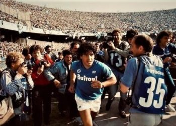 যেন মাঝমাঠের এক রূপকথা! ফুটবল রাজপুত্রের নস্টালজিয়ায় আজও আক্রান্ত ইতালি