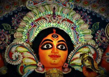 কৃষ্ণভক্তির আঁতুড়ঘরে রাসে চলে কাদের আরাধনা? জেনে নেওয়া যাক এমনই কিছু দেবদেবীর কথা