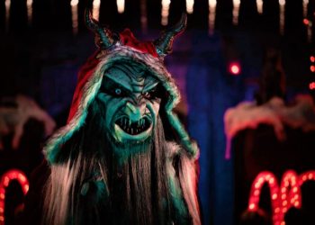 খারাপ সান্টাক্লজ! দুষ্টু বাচ্চাদের শাস্তি দিতে আবির্ভূত হন ক্র্যাম্পাস!