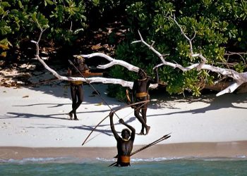 নিজেদের প্রকৃতি ও সভ্যতাকে আগলে রাখার অন্যতম অস্ত্র তাদের হিংস্রতা!