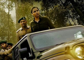 সংরক্ষণের নামে বাঘকে ম্যান ইটার বানিয়ে খুন! চোখে আঙুল দিয়ে দেখাল ‘শেরণি’