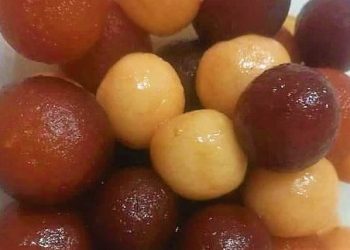 আধুনিকতার ছোঁয়ায় হারিয়ে যাওয়া সেই খাবার-ওয়ালাদের গল্প!