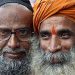 Muslims of Delhi Helps to Protect Temple