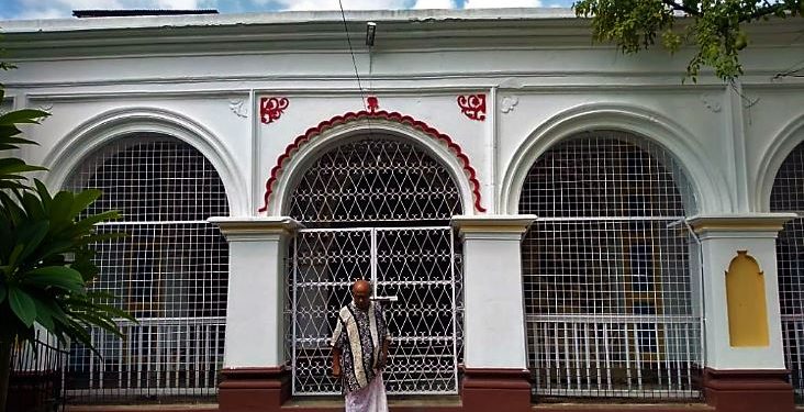 বাড়ির ইটেও ফেরে প্রাণ! পতিরাম ঘোষ বাড়ির পুজোয় সাবেকিয়ানা অটুট