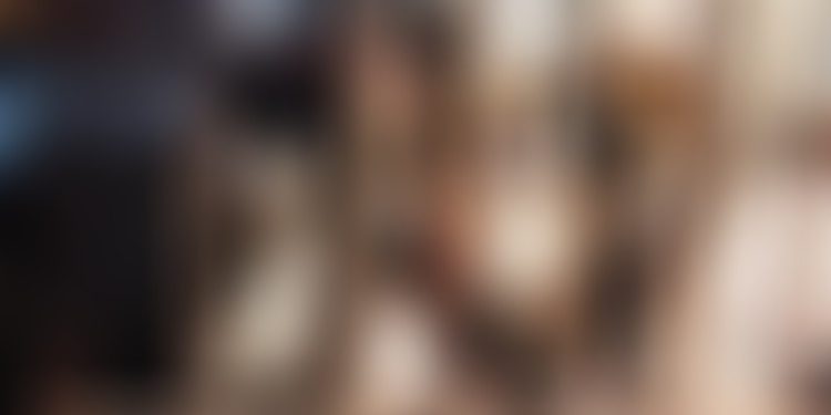 উৎসবের মাঝেই চরম বর্বরতা, বোম বেঁধে ফাটানোয় পা হারালো কুকুর!