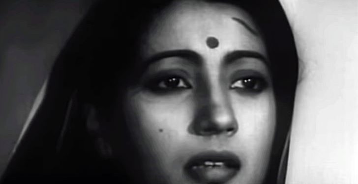 Daily News Reel - Who is the Make Up Artist of Suchitra Sen