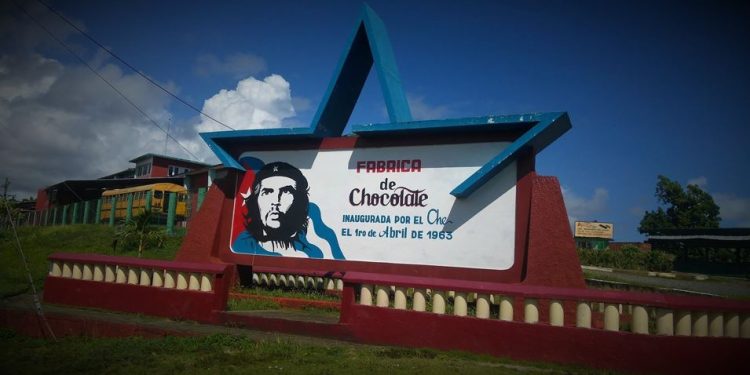 Daily News Reel - Chocolate Factory Founded by Che Showed Dreams in Cuba