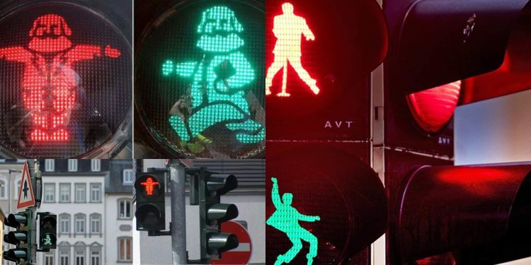 Daily News Reel - Karl Marx & Elvis Presley is on Traffic Signal