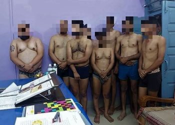 সমালোচনার শাস্তি! মধ্যপ্রদেশে অর্ধ-নগ্ন হল গণতন্ত্রের চতুর্থ স্তম্ভ