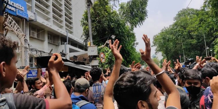 Daily News Reel - CU Students Started Movement Against Decision of University