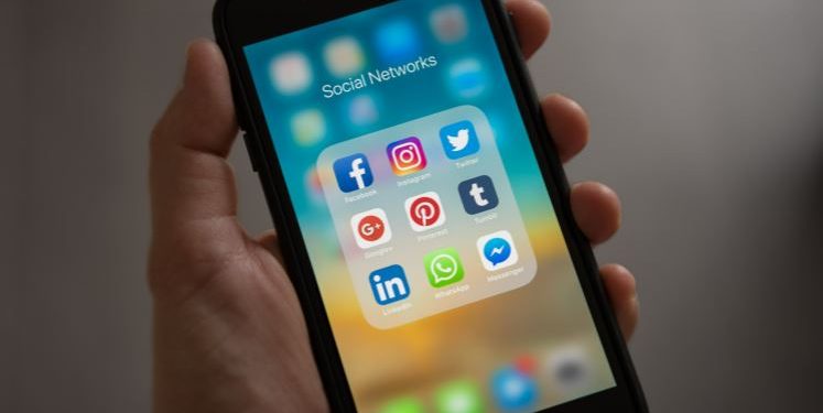 Daily News Reel - How to Check Second Hand Smart Phone Before Buying