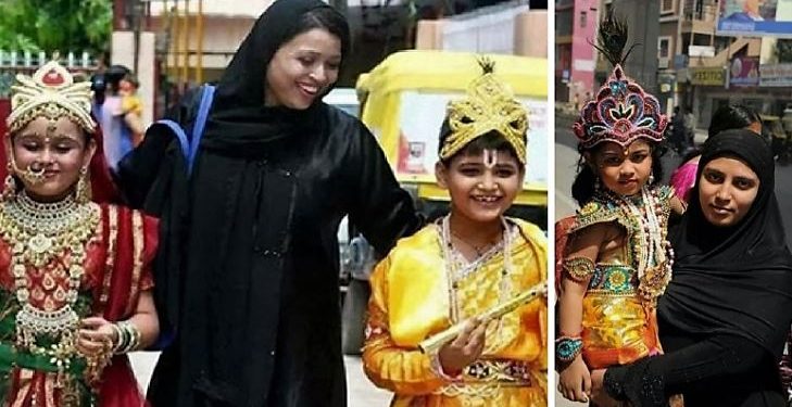 Daily News Reel - In Agra Janmashtami Becomes the Perfect Example of Harmony