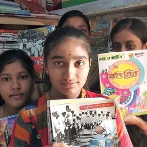 ১৩০ জন পড়ুয়ার পাঠ্যবইয়ের জোগানে উদ্যোগী ননীবালা মুক্ত গ্রন্থাগার