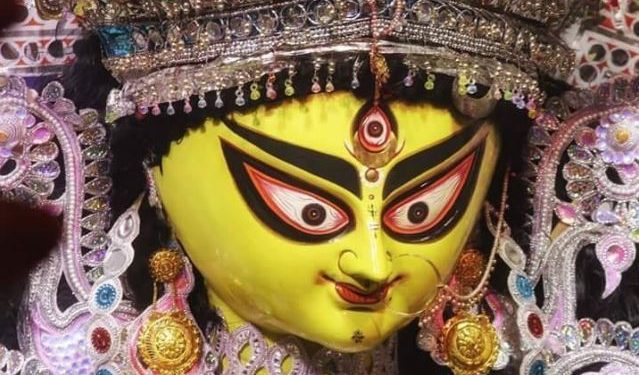 Daily News Reel - Durga Puja Shibpur RoyChowdhury Famil