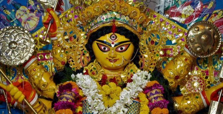 Daily News Reel - Durga Puja of Howrah Chakraborty Family