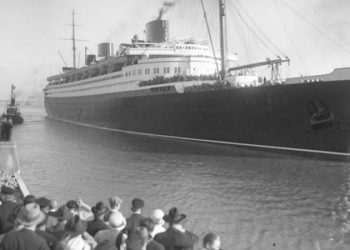 Daily News Reel - Story of a Working Bengali Settling in America