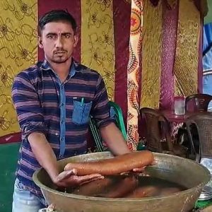 Daily News Reel - Gigantic Sweets of Purbasthali Dol Fair