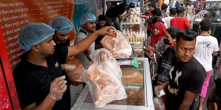 Daily News Reel - Iftar Market of Pabna Feature