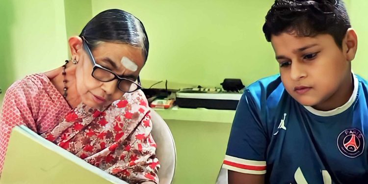 Daily News Reel - Kerala Tutor Walks 25 Km Daily for Teaching Students