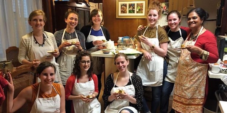 Daily News Reel - Muktis Kitchen Provides Indian Cuisine in USA