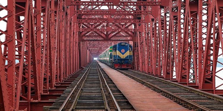 Daily News Reel - Hardinge Bridge Bangladesh Feature