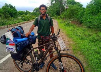 Daily News Reel - Kolkata Boy Travels to Ladakh on Bicycle