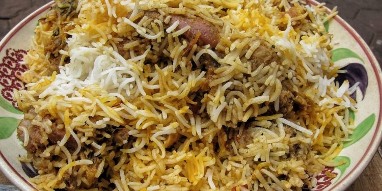 Daily News Reel- Puran Dhaka Traditional Morog Polao of Haji Nanna