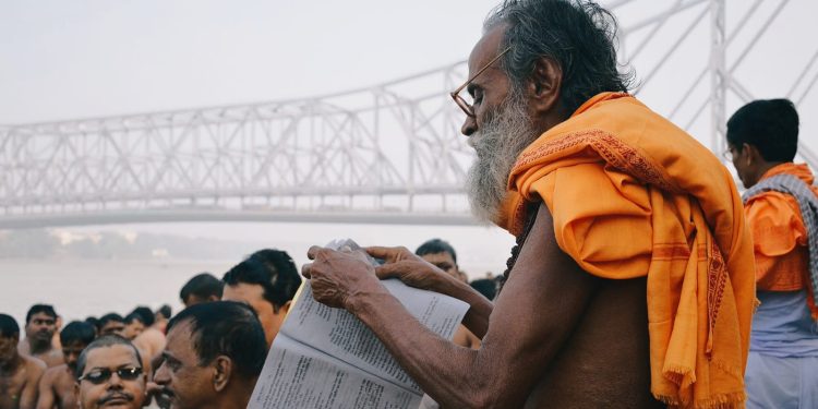 Daily News Reel - Untold Story of Mahalaya Radio Broadcast