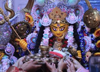Durga Puja of Pathuriaghata - Daily News Reel