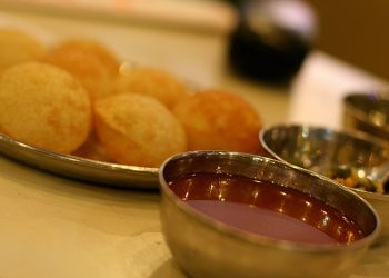 Daily News Reel - Chai Pani Restaurant in USA is Selling Phoochka