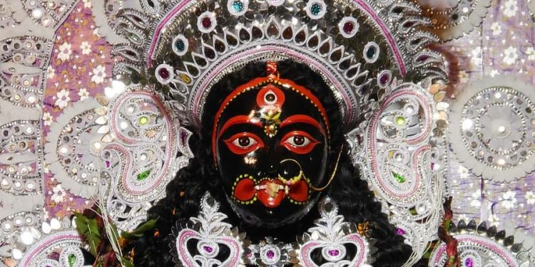 Daily News Reel - The Famous Kali Puja of Howrah -