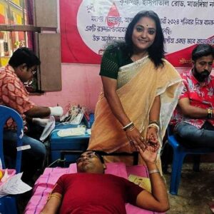 Daily News Reel - Papiya Kar Organized Blood Donation Camp at Home