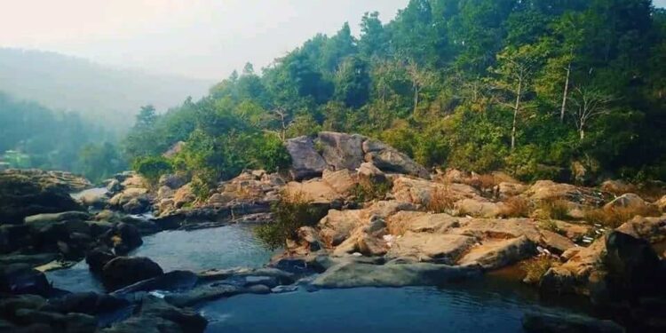 Daily News Reel - Mccluskieganj Tourist Spot Jharkhand