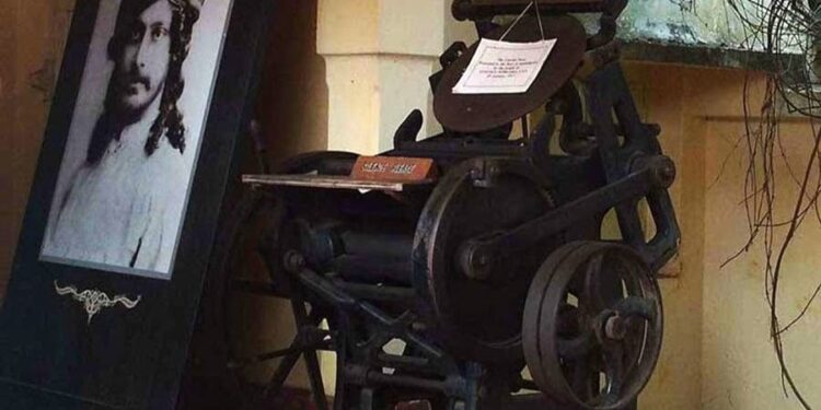 বন্ধ শান্তিনিকেতন প্রেস: বাংলা সাহিত্য-সংস্কৃতিতে এক অপূরণীয় ক্ষতি!