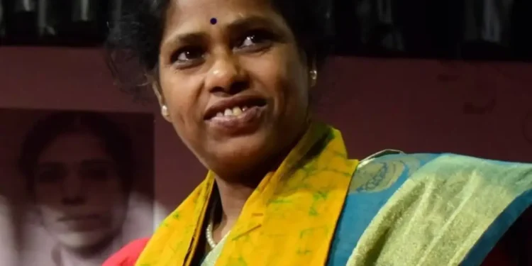 বিখ্যাত ‘আলো আঁধারী’-র লেখিকা, পরিচারিকা বেবীর জীবনে ক্যান্সারের থাবা