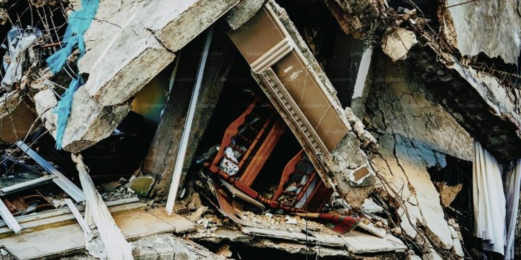 Daily News Reel - Scientists Fear Major Earthquake in Kolkata