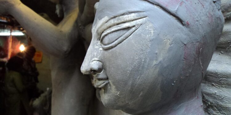 Daily News Reel - 200 Years Old Puja Purulia Ajodhya