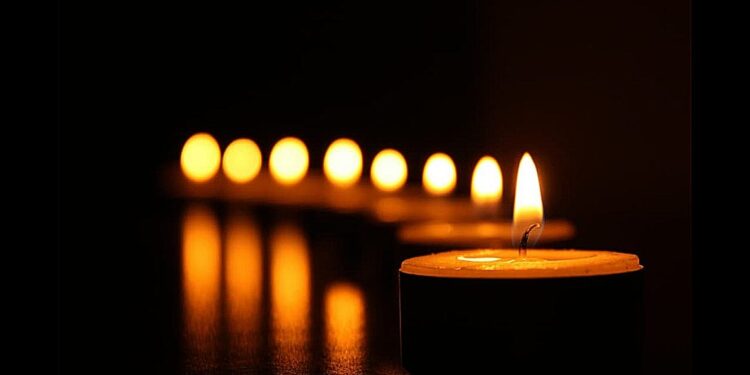 Daily News Reel - Children of Braille Academy Making Candle