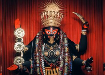 তন্ত্রসাধনার কেন্দ্র খড়মপুরে আজও জীবন্ত মা ভুসো কালী পুজো