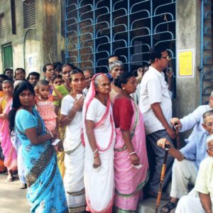 কী এই এসআইআর (SIR)? ভয়ের প্রয়োজনীয়তা কতখানি জেনে নিন Daily News Reel - SIR in West Bengal