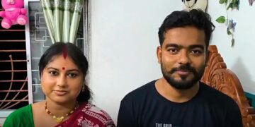 অ্যাম্বুলেন্সের স্টিয়ারিং থেকে ISRO! দেবজিতের লড়াই পেল স্বীকৃতি